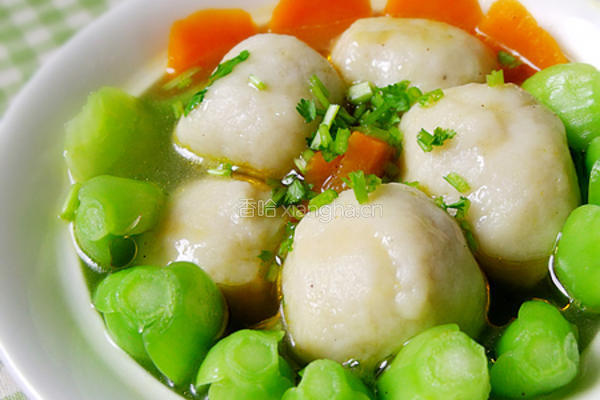 鱼丸煮青菜