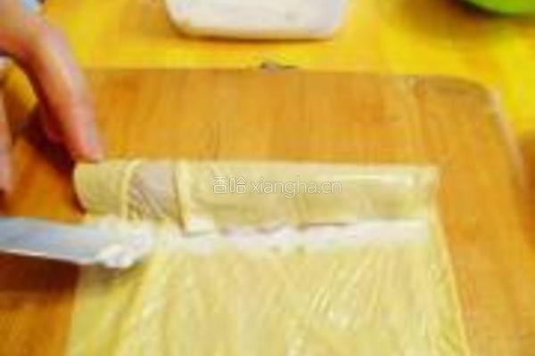 蝉衣肉卷的做法图解4