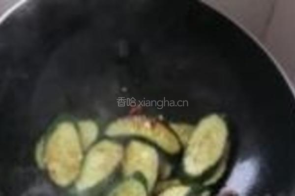 紫苏黄瓜的做法图解6