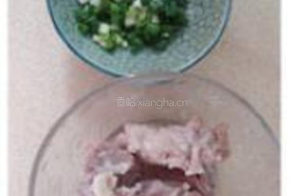 花生咸骨粥的做法图解3