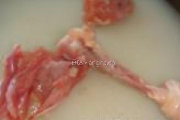 蚝油滑炒豆腐鸡肉的做法图解1