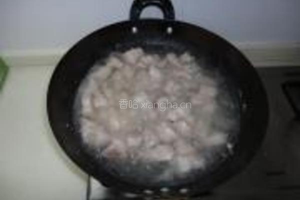 莲藕红烧肉的做法图解3