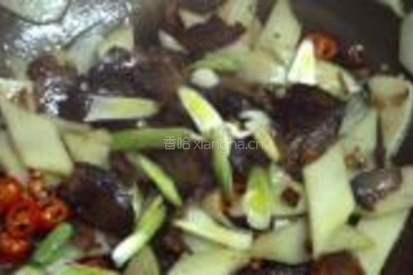 菜头炒腊肉的做法图解7