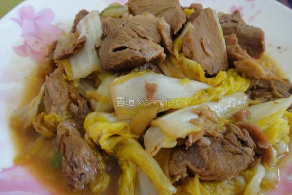 娃娃菜炒手撕肉
