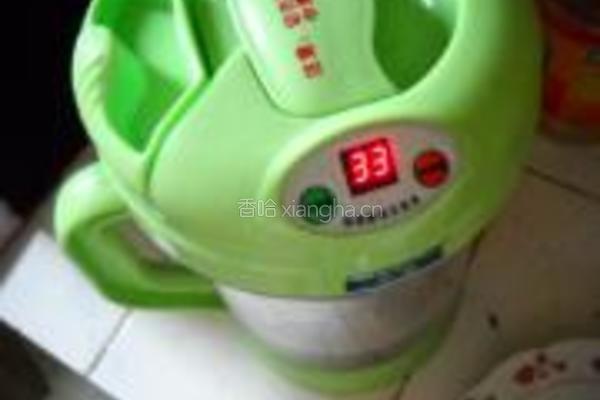 黑豆渣糯米丸的做法图解1