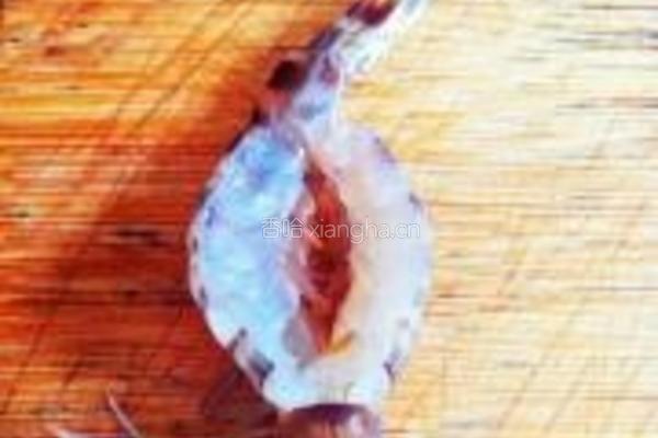 蒜蓉开片虾的做法图解2