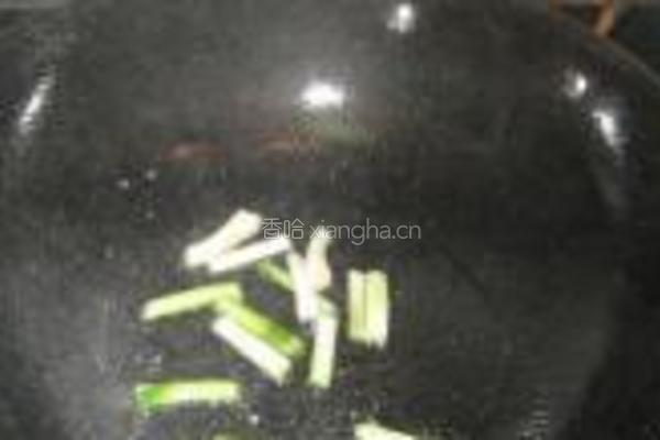 青蒜炒豆芽的做法图解2