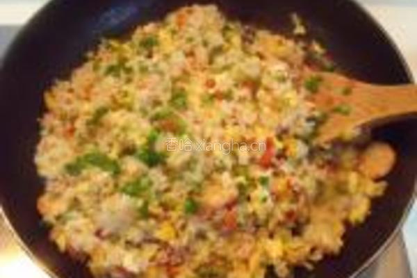 虾仁蛋炒饭的做法图解8