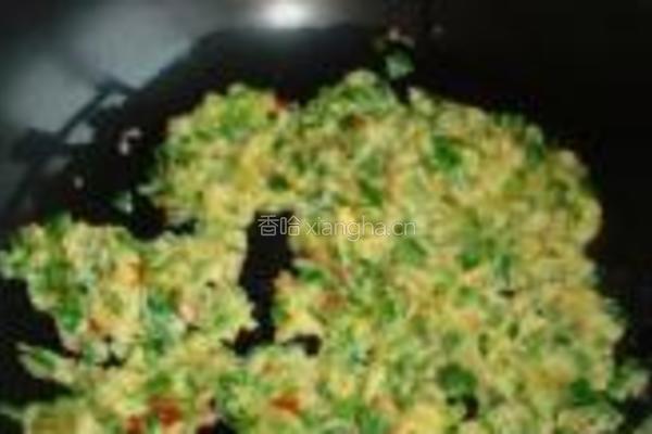 青红辣椒鸡蛋花的做法图解7