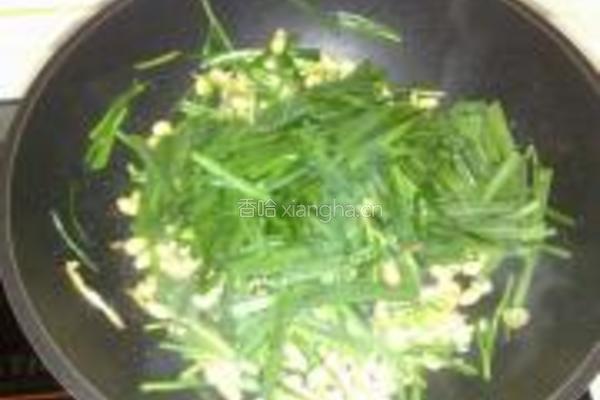 韭菜豆嘴炒虾仁的做法图解7