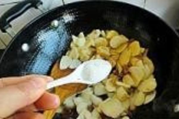 茨菰蒜苗炒肉片的做法图解8