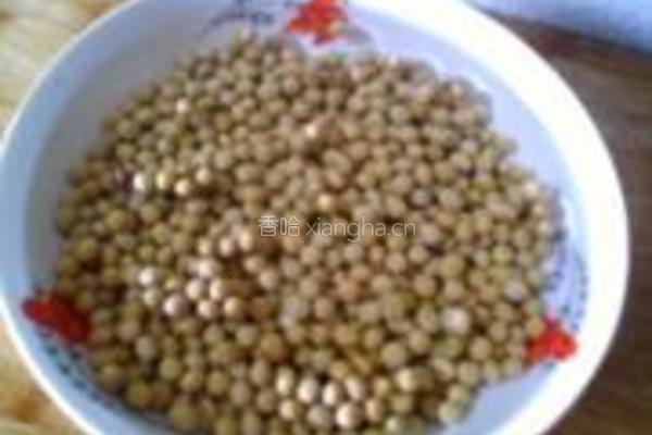 琥珀怪味豆的做法图解3