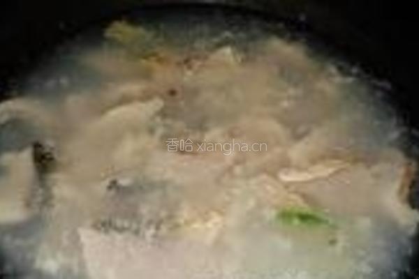 秧草鱼片汤的做法图解3