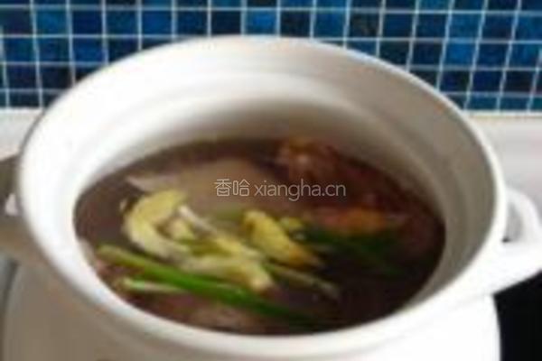 竹荪笨鸡汤的做法图解4