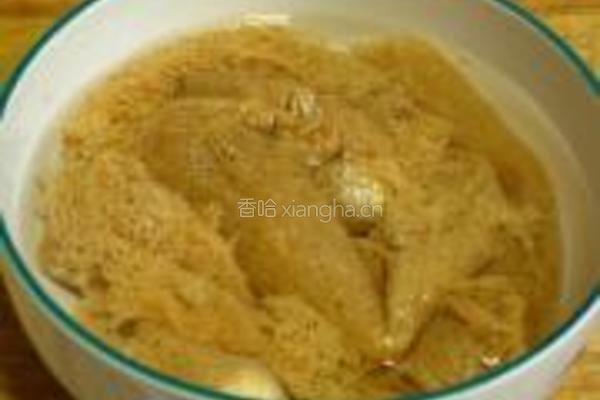 竹荪笨鸡汤的做法图解7