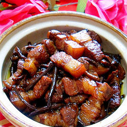 茶树菇烧肉的做法[图]