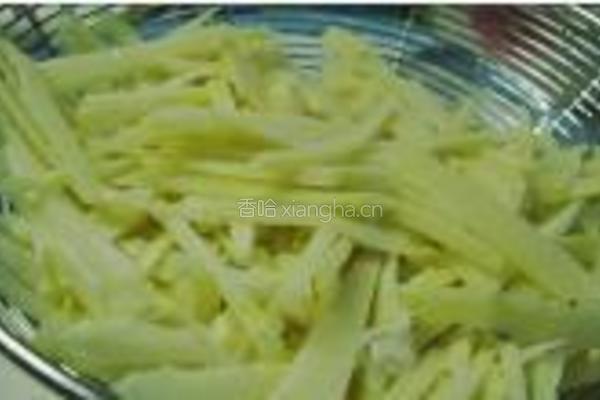冬笋炒咸菜的做法图解2