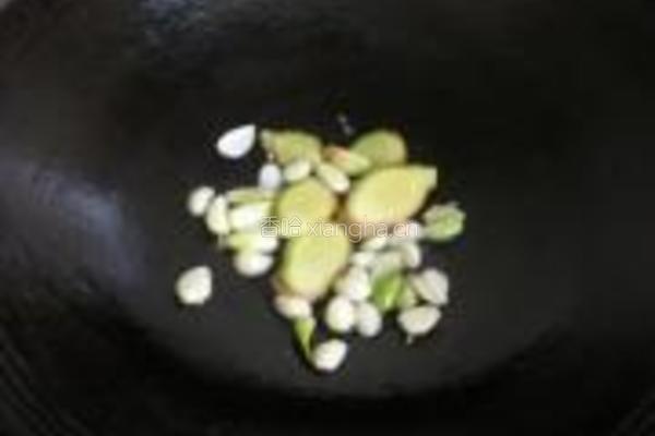 手抓十三香龙虾的做法图解3