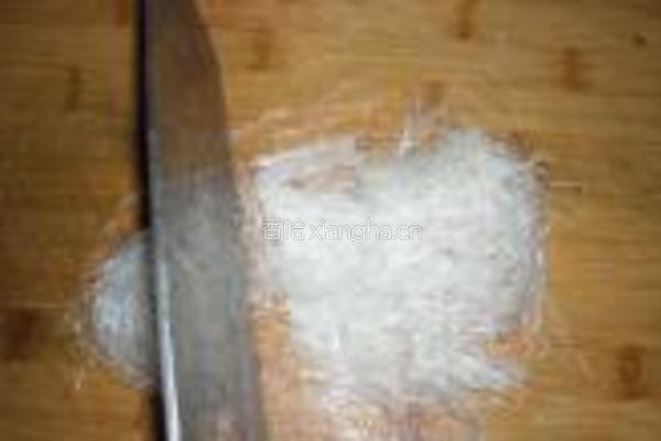 粉丝蒜蓉蒸青口的做法图解4