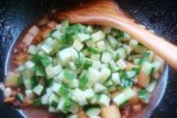 双瓜肉末炸酱面的做法图解8