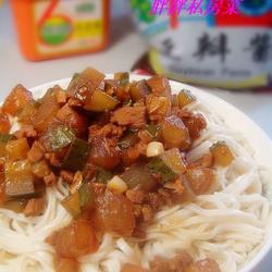 双瓜肉末炸酱面的做法[图]
