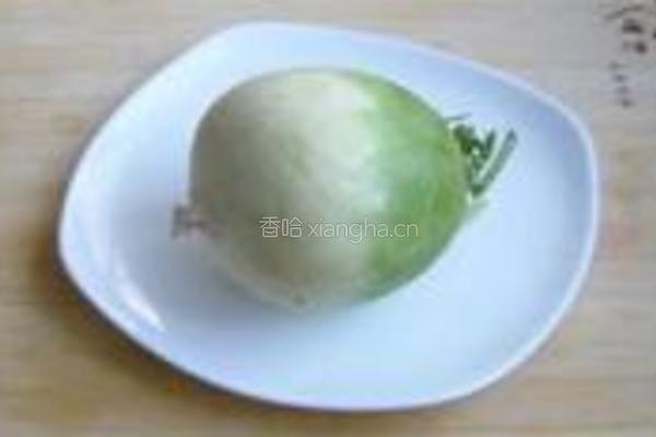 酸甜萝卜丝的做法图解1