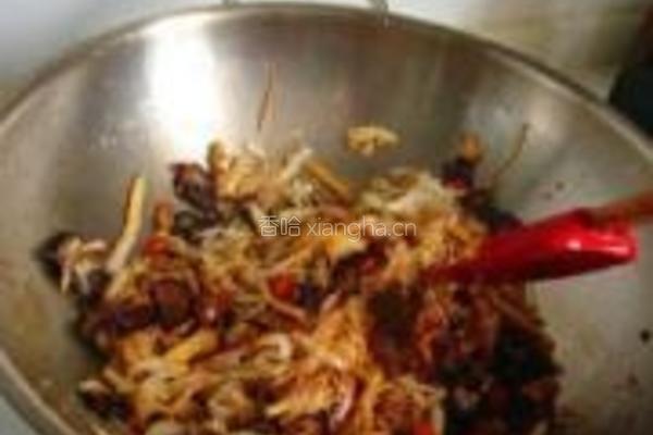 广西酸笋炒酱油肉的做法图解14