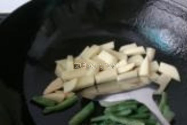 四季豆烧土豆的做法图解4