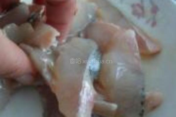 酸甜鲈鱼片的做法图解5