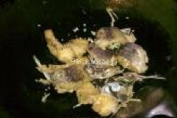酥脆草鱼块的做法图解8