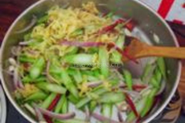 青菜炒豆皮丝的做法图解4