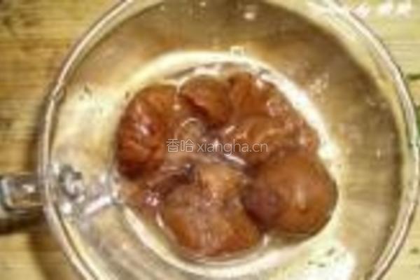酸梅煮海鱼的做法图解3