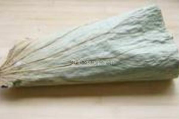 滑蒸荷叶薄荷鸡的做法图解3