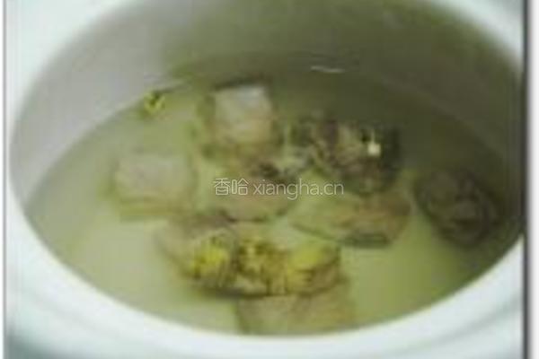 土黄鳝炖排骨的做法图解3