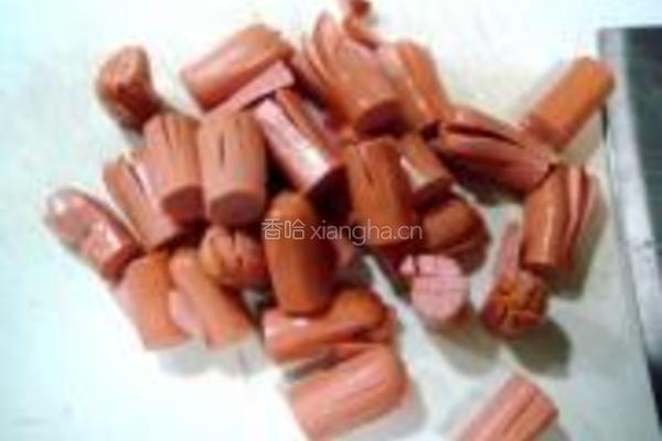 辣炒菊花肠的做法图解2