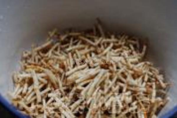 凉拌臭菜根的做法图解5