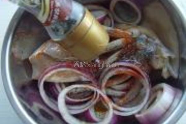 蒜香烧烤鱿鱼的做法图解3