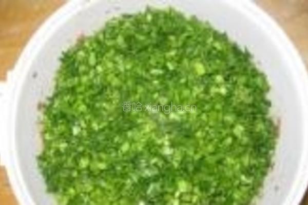 牛肉茴香蒸饺的做法图解2