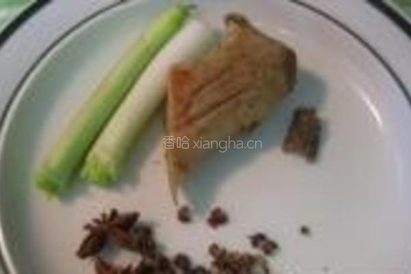 腐竹黄瓜清拌花生米的做法图解4