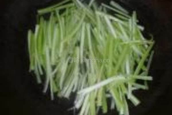 西芹炒香菇的做法图解5