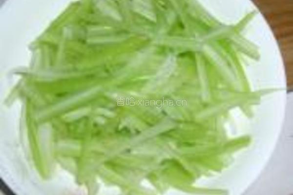 西芹炒香菇的做法图解6