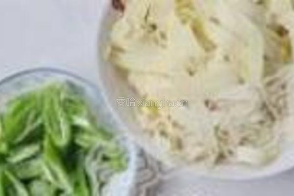 尖椒豆腐皮的做法图解2