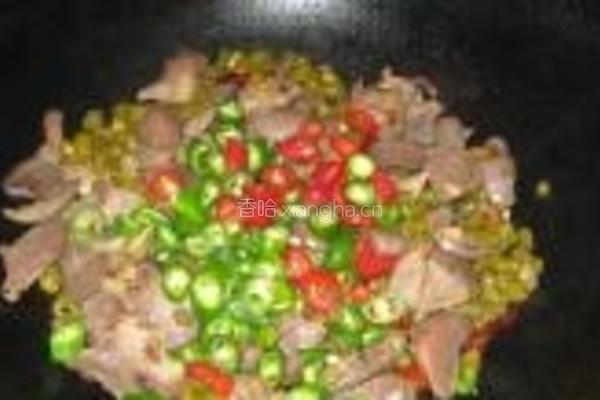 酸豆角炒鸡胗的做法图解9