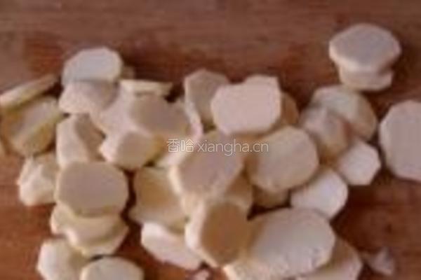 草鱼烧茨菇的做法图解3
