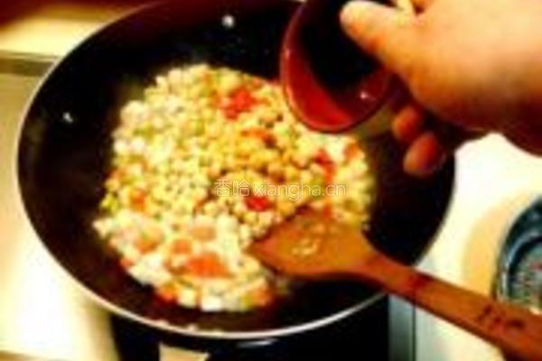 榛仁青豆炒鱼糜的做法图解16