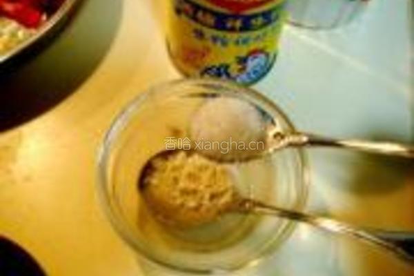 榛仁青豆炒鱼糜的做法图解6
