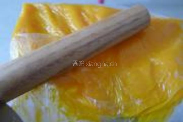 奶香玫瑰馒头的做法图解2