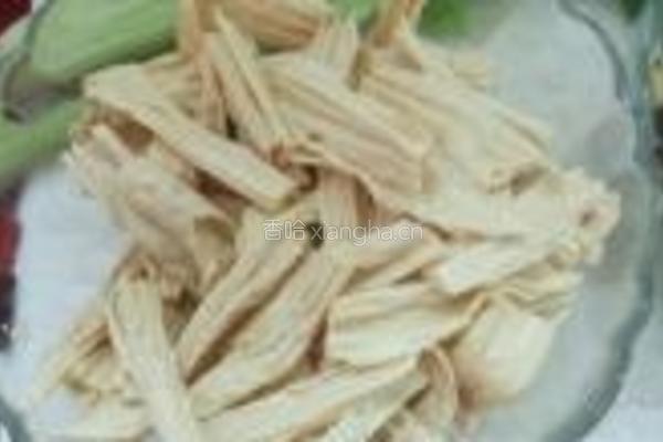 香菇炒腐竹的做法图解2