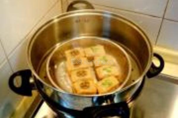金箱白玉红嘴绿鹦哥的做法图解16
