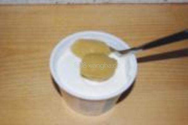 烤火腿肠和土豆的做法图解3